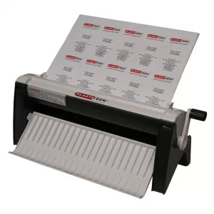 TAGLIERINA-BIGLIETTI-VISITA-MANUALE-MOD-CARD-CUT-1-PLASTITECH